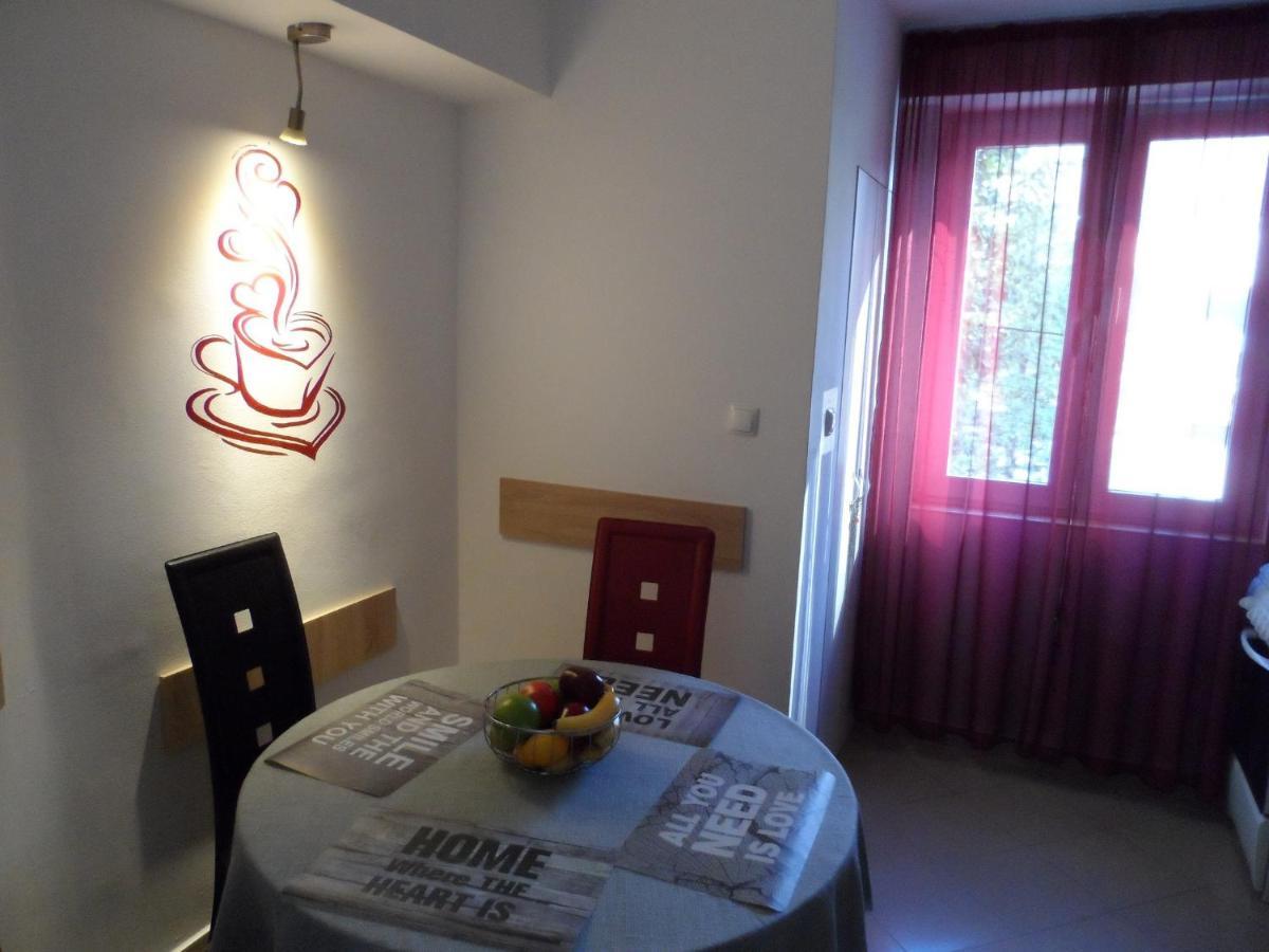 M@D Apartment Timişoara Eksteriør billede
